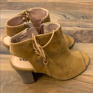 Xoxo peep toe bootie